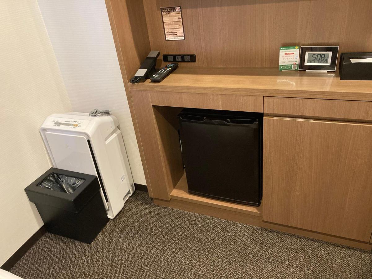 Y'S Hotel Shin Oszaka Kültér fotó